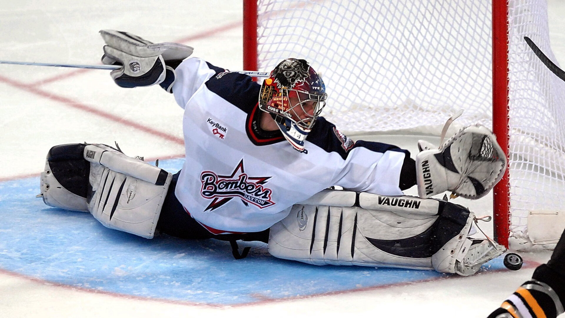 ayx爱游戏官网-步行者控卫场均助攻联盟第三，成为战术枢纽，步行者控球后卫